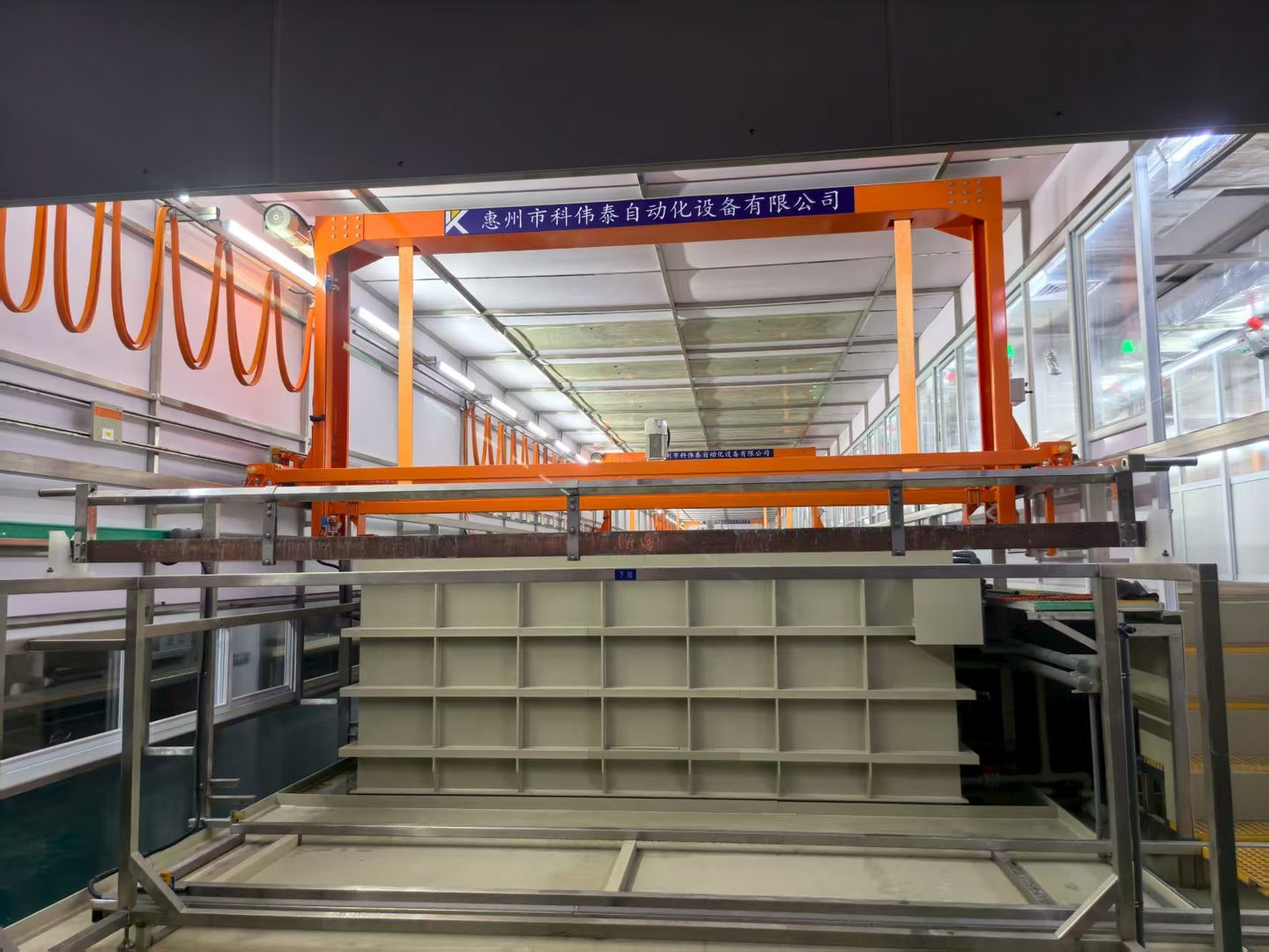 全自动环形垂直升降电镀线